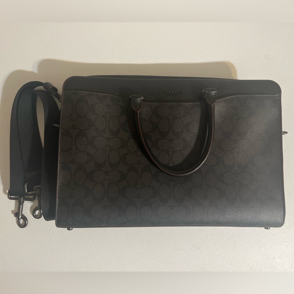 Coach | Beckett Structured Brief In Signature Canvas - Picture 2 of 3